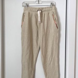 Faherty Brand Legend Embroidered Joggers